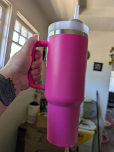 40oz Insulated Tumbler with Handle & Straw – Spill-Proof, Vacuum Stainless Steel for Hot/Cold Drinks photo review