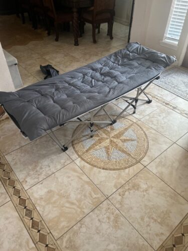 UltraComfort XL Camping Cot – Heavy-Duty Folding Bed with Padded Mattress & 600lb Capacity photo review